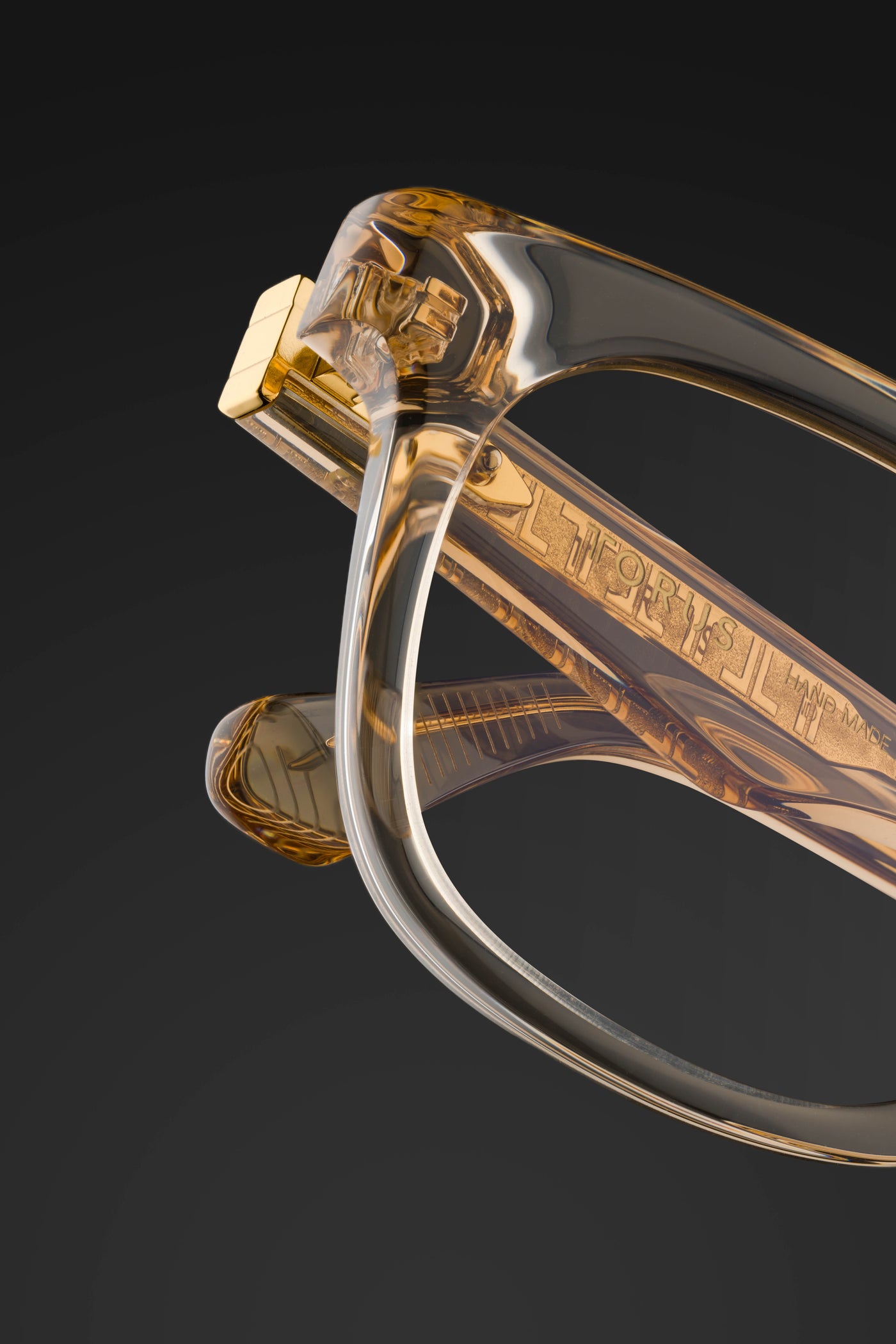 Light Adaptive Lens Technology
